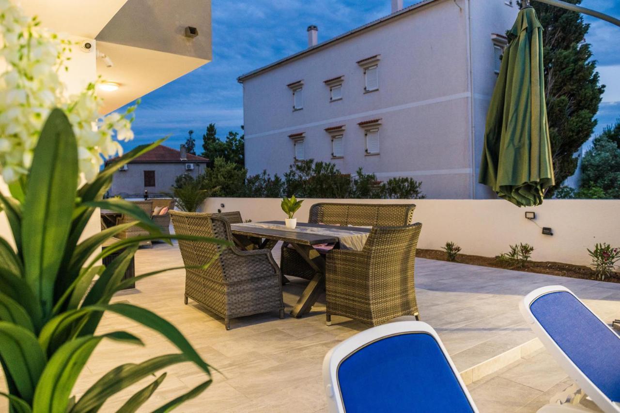 Villa Jana Luxury Apartments Novalja Kültér fotó