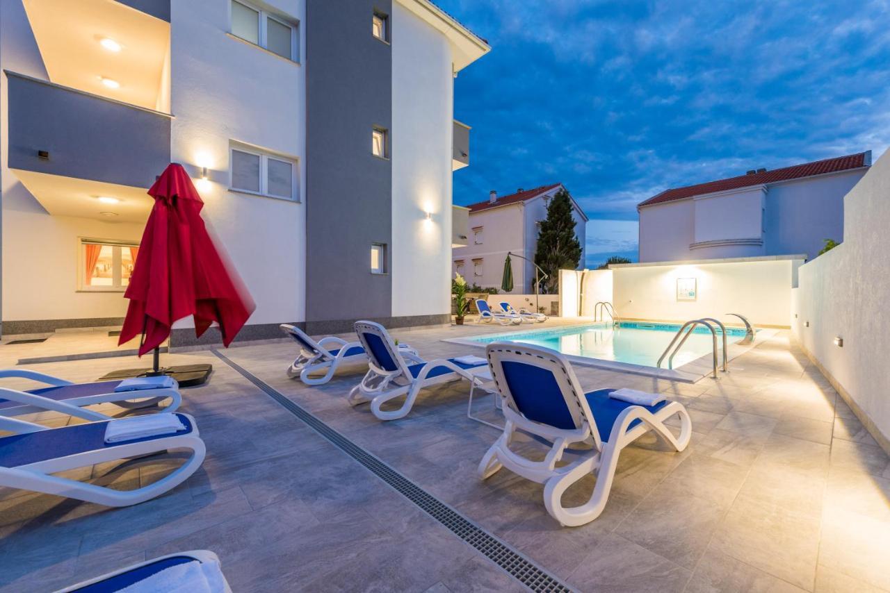 Villa Jana Luxury Apartments Novalja Kültér fotó
