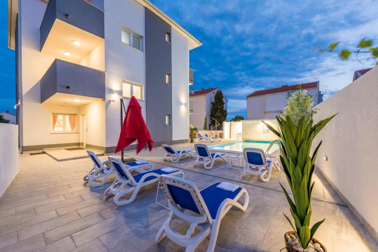 Villa Jana Luxury Apartments Novalja Kültér fotó