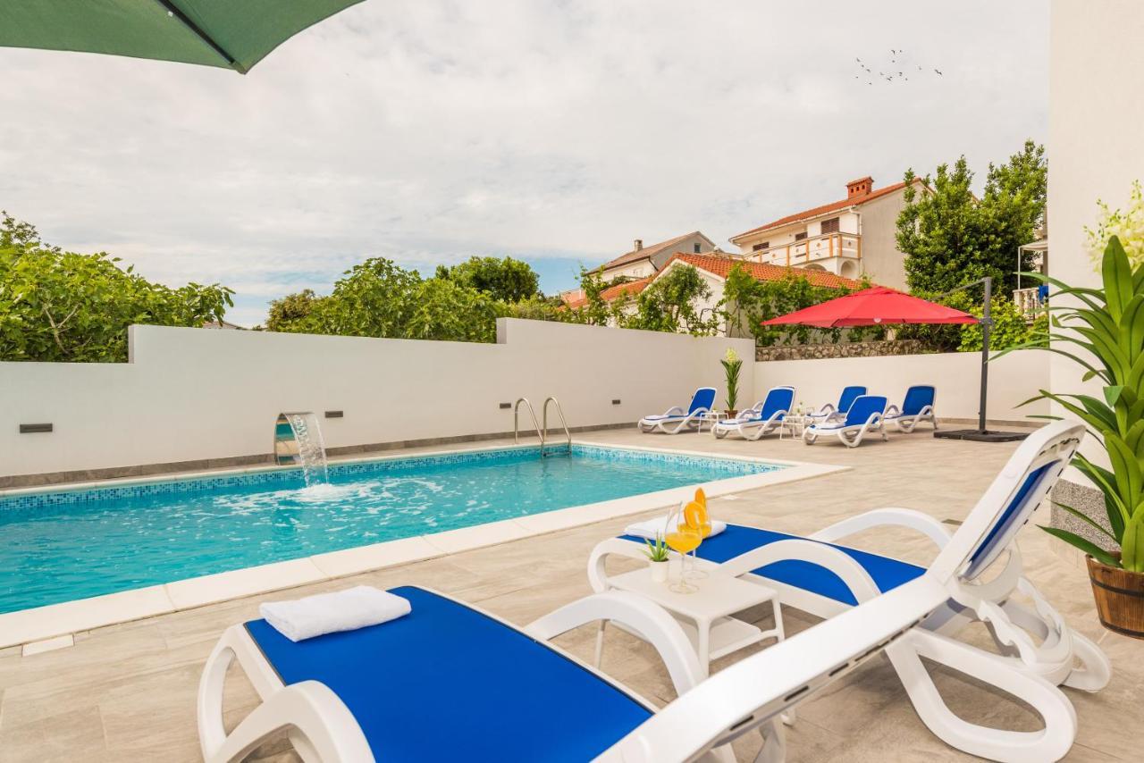 Villa Jana Luxury Apartments Novalja Kültér fotó