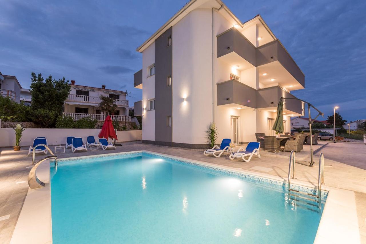 Villa Jana Luxury Apartments Novalja Kültér fotó