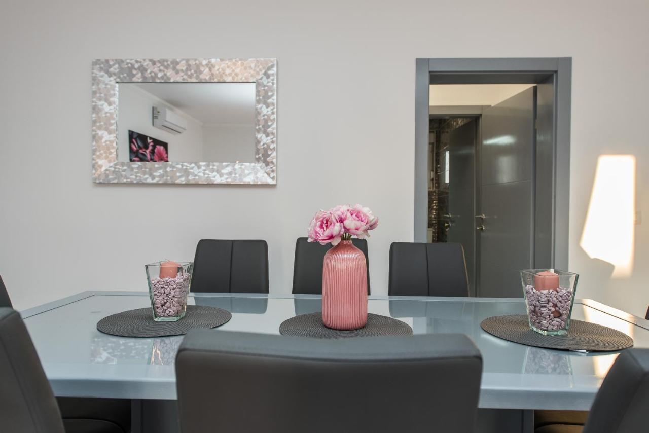 Villa Jana Luxury Apartments Novalja Kültér fotó