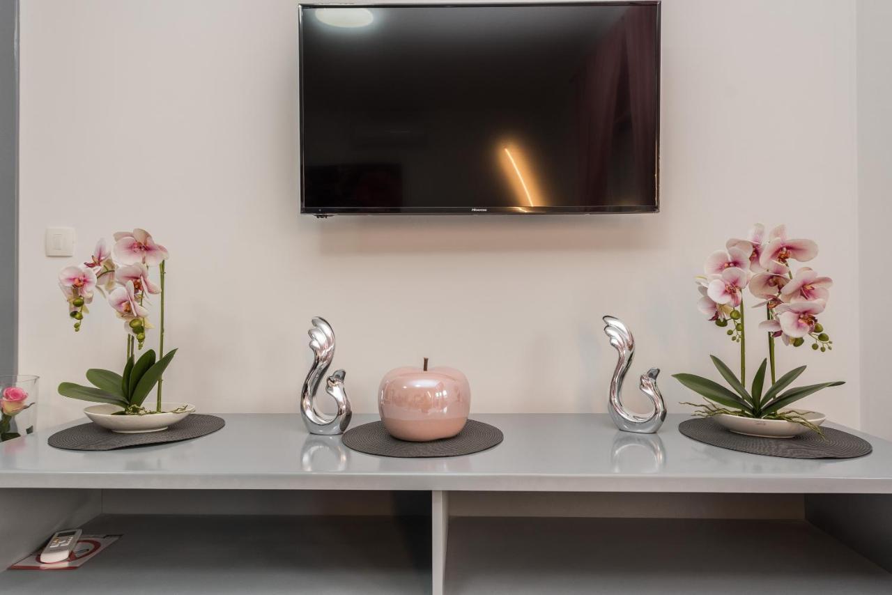 Villa Jana Luxury Apartments Novalja Kültér fotó